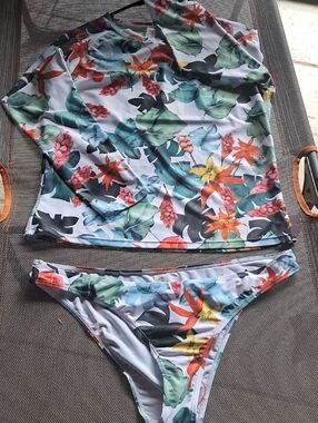 Women’s Tropical Floral Long-Sleeve Swim Set - White Multi